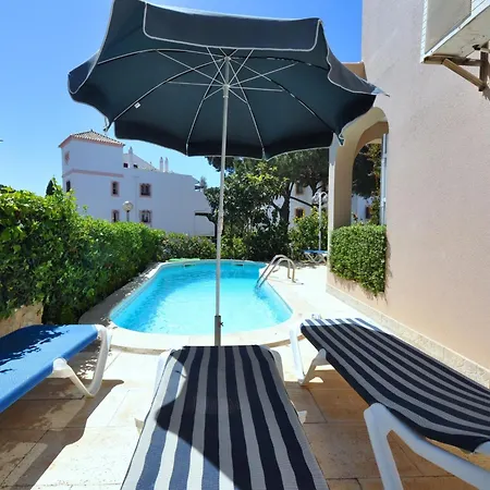 Beautiful Located Less Than Five Minutes Walk From The Old Village וילהמורה