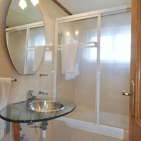 Beautiful Located Less Than Five Minutes Walk From The Old Village וילה *